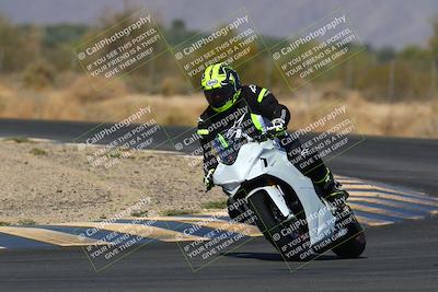 media/Mar-28-2022-Superbike Trackdays (Mon) [[b8603d0f67]]/Open Track Time/Turn 7/